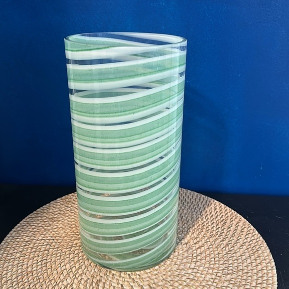Gorgeous Hand Blown Green & White Swirl Artisan Glass Vase 12” - Picture 3 of 6